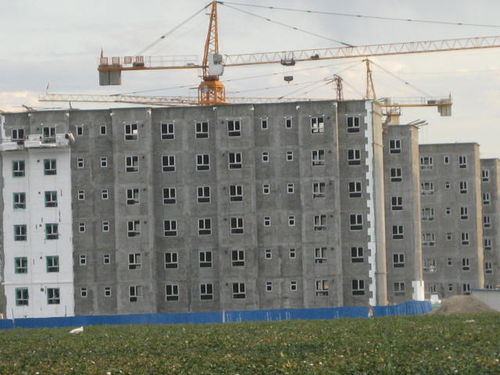 新疆兵團(tuán)農(nóng)五師八十一團(tuán)廉租住房主體工程完工，房屋建筑工程取得新進(jìn)展